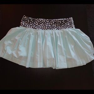 LULULEMON PLEATED SKORT